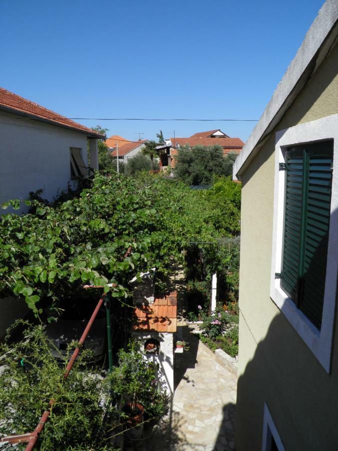 Apartman Mia Biograd Biograd Na Moru Exterior foto