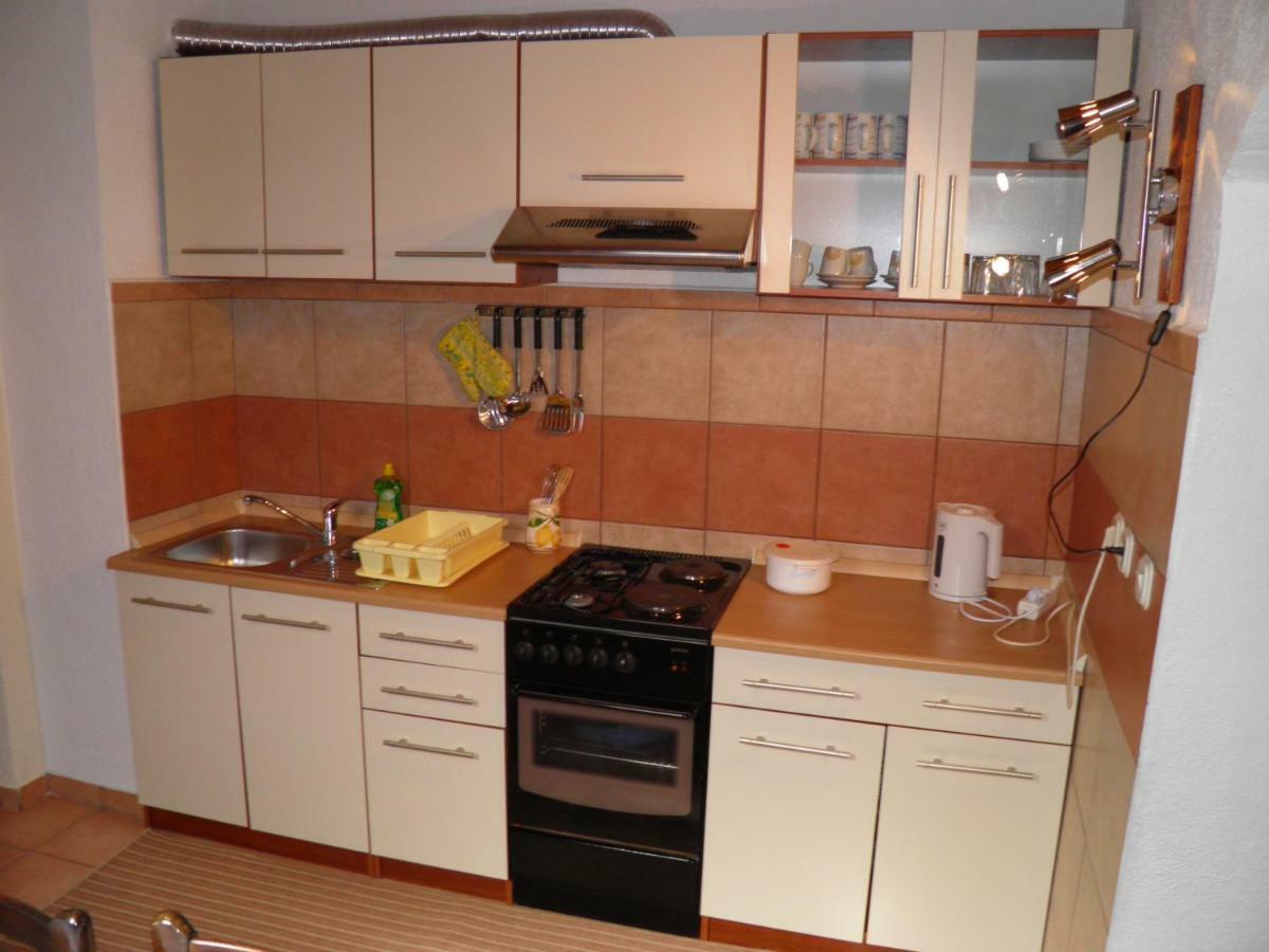 Apartman Mia Biograd Biograd Na Moru Exterior foto